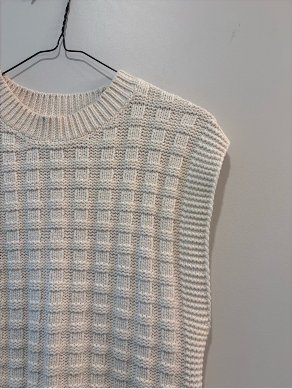 Madewell Checkered-Stitch Wedge Sweater Vest - Picture 5 of 9